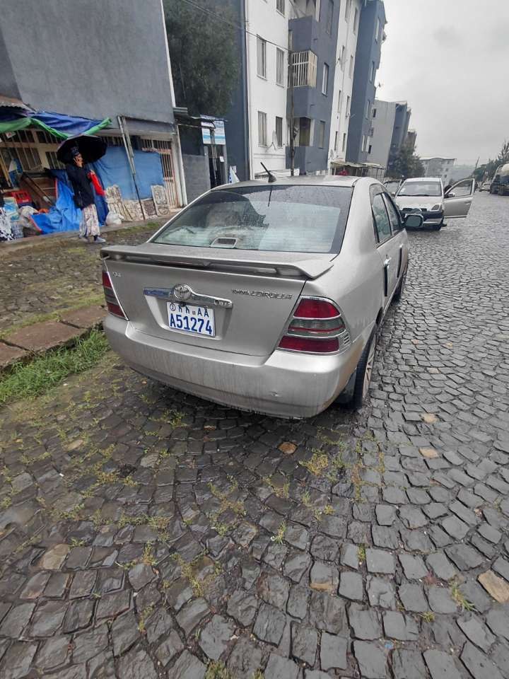 2003 Toyota Corolla photo 4